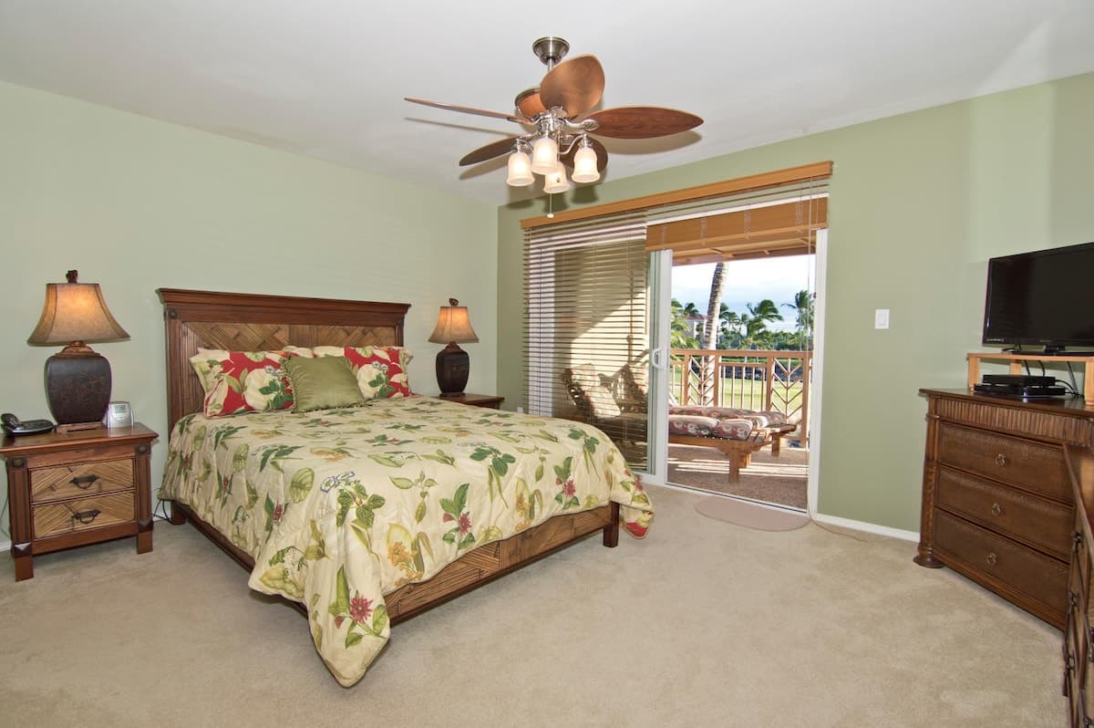 Townhouse in Waikoloa Beach Resort · ★4.92 · 2 bedrooms · 3 beds · 2.5 baths - Photo 2
