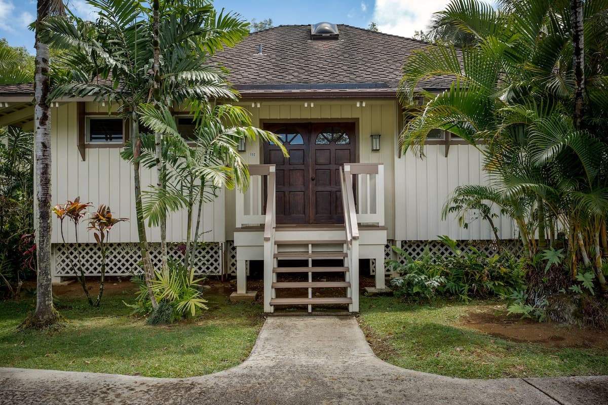 Chalet in Princeville · ★4.86 · 1 bedroom · 3 beds · 2 shared baths - Photo 1