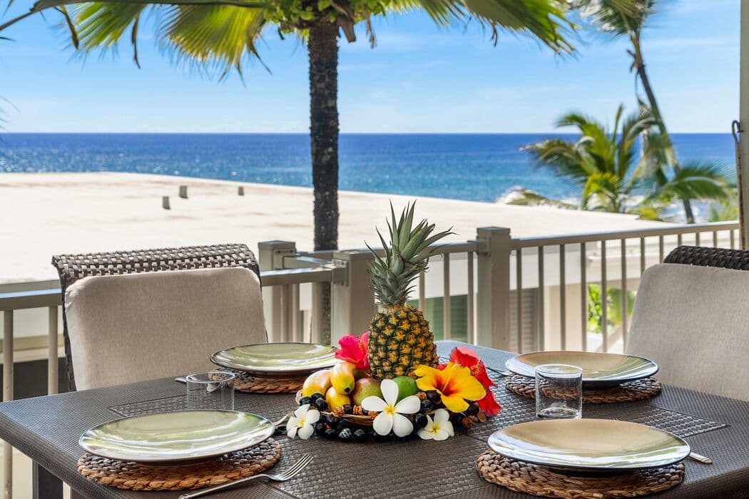 Condo in Kailua-Kona · ★4.8 · 1 bedroom · 1 bed · 1 bath - Photo 1