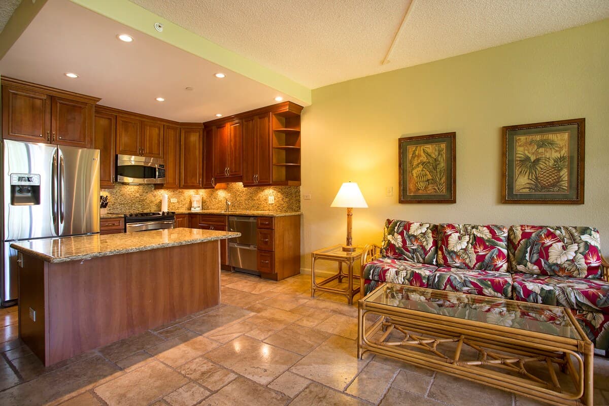 Condo in Kaanapali · ★4.6 · 2 bedrooms · 4 beds · 2 shared baths - Photo 5