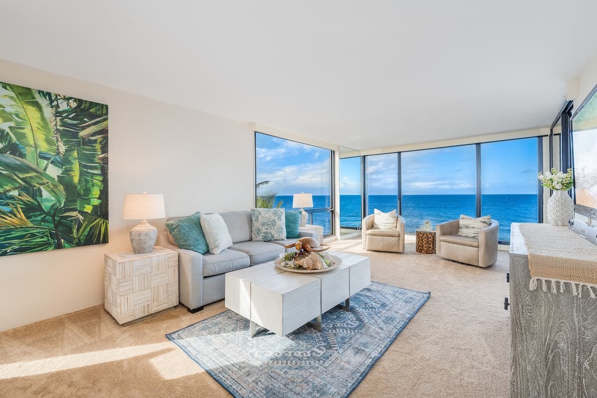 Condo in Lahaina · ★4.96 · 2 bedrooms · 4 beds · 2 baths - Photo 1