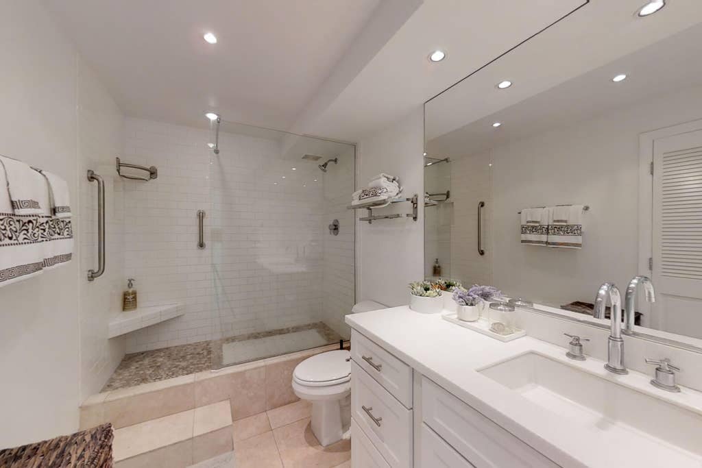 Hotel in Lahaina · ★4.89 · 1 bedroom · 2 beds · 1 private bath - Photo 4