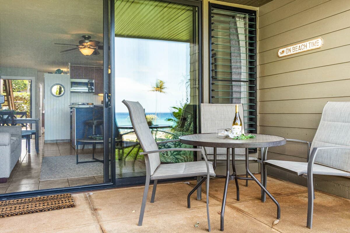 Condo in Lahaina · ★4.78 · 1 bedroom · 1 bed · 1 bath - Photo 4