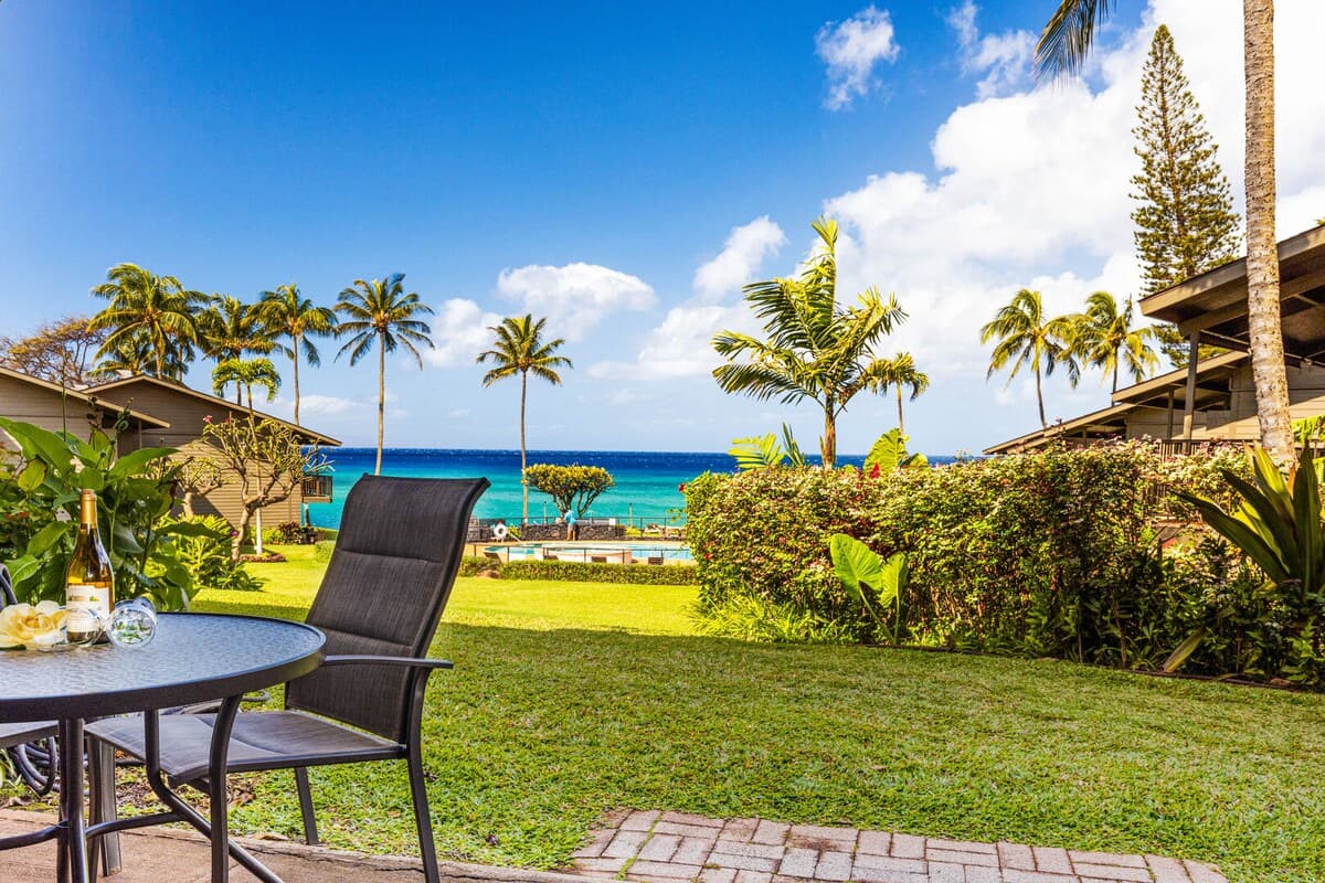 Condo in Lahaina · ★4.78 · 1 bedroom · 1 bed · 1 bath - Photo 3
