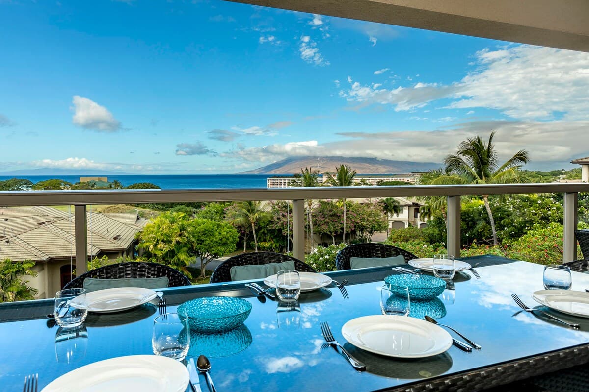 Villa in Kihei · ★4.93 · 3 bedrooms · 4 beds · 3.5 baths - Photo 2