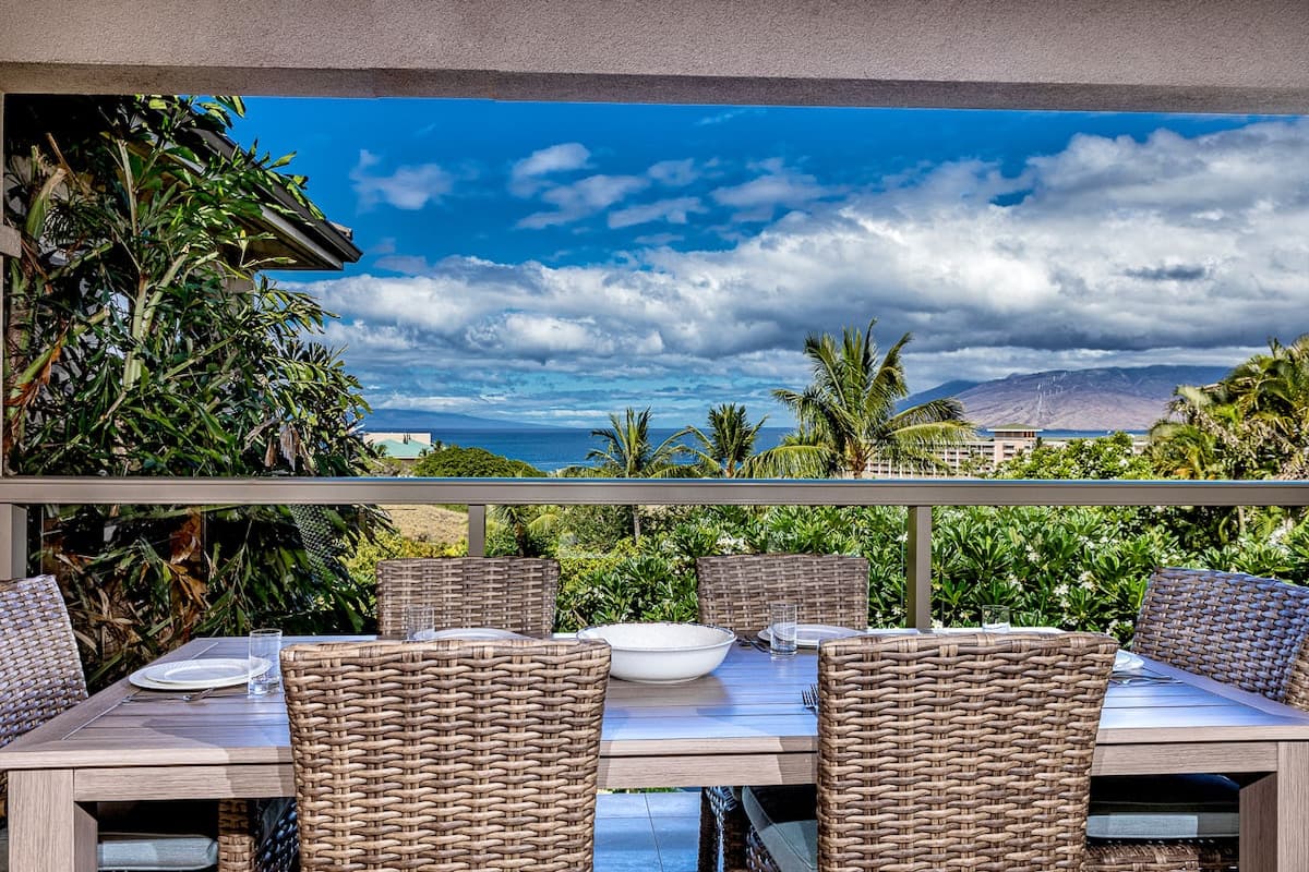 Townhouse in Kihei · ★4.91 · 3 bedrooms · 4 beds · 3.5 baths - Photo 1