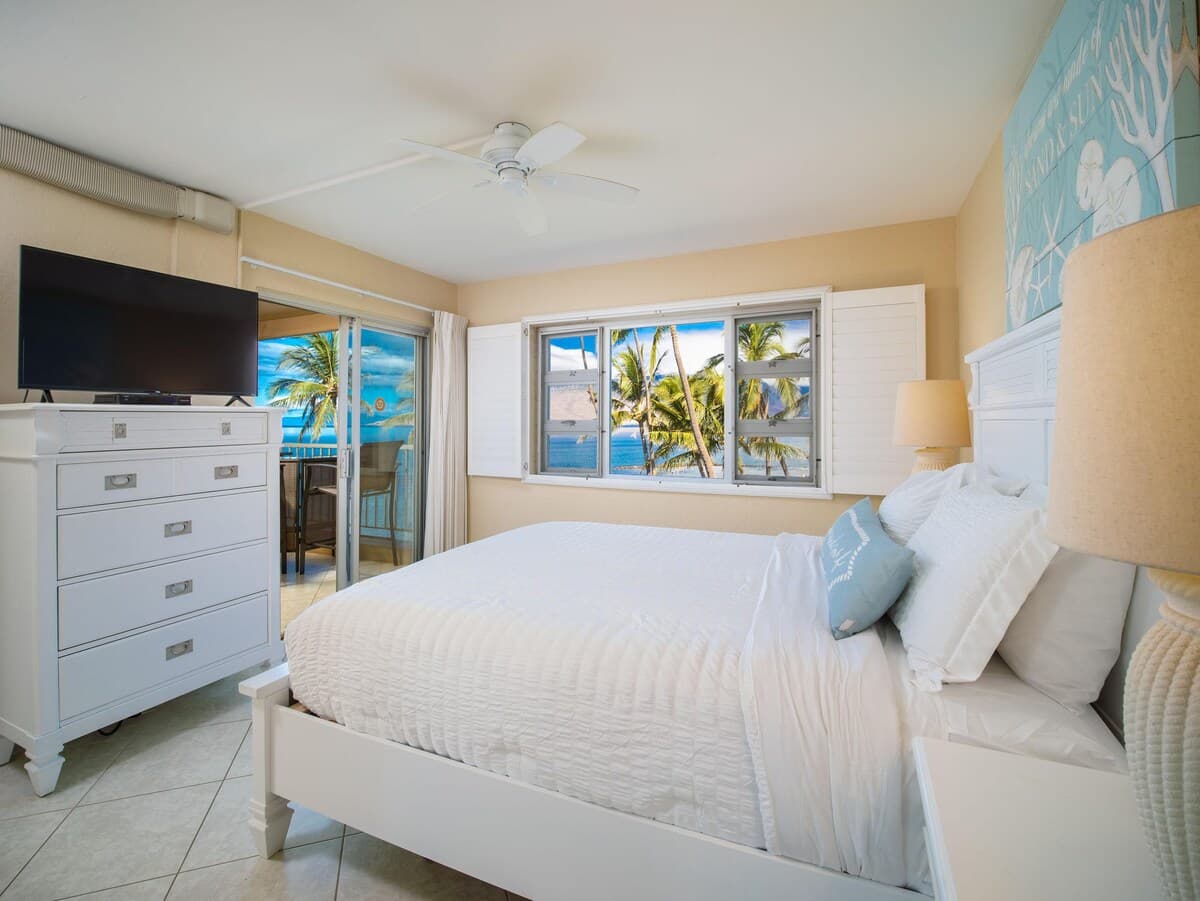 Condo in Kihei · ★4.93 · 2 bedrooms · 3 beds · 2 private baths - Photo 5