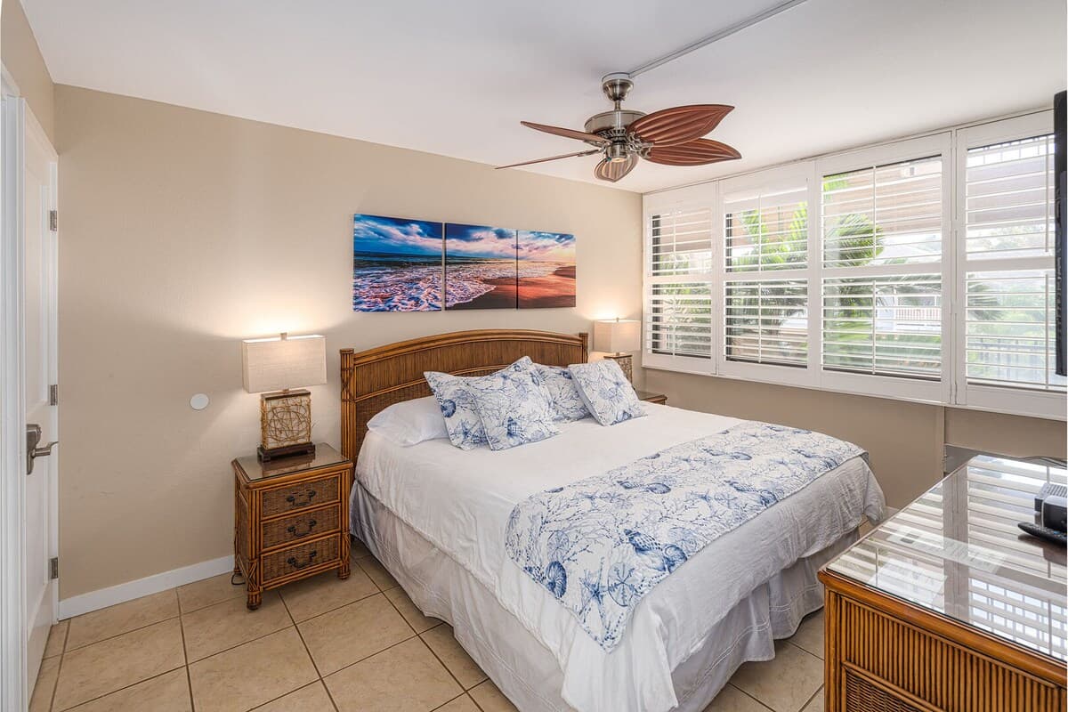 Condo in Kihei · ★5.0 · 1 bedroom · 2 beds · 2 private baths - Photo 4