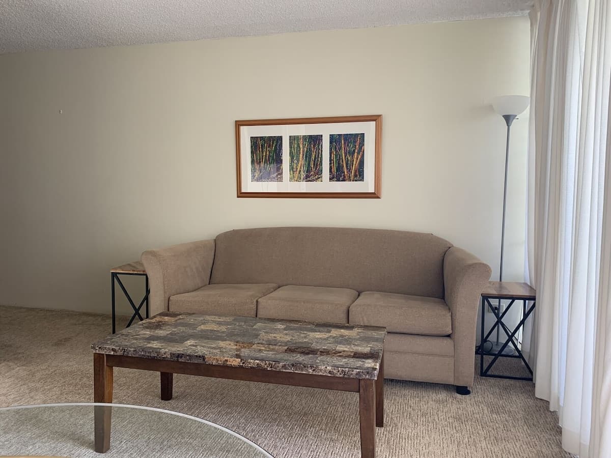 Condo in Honolulu · ★4.61 · 1 bedroom · 2 beds · 1 private bath - Photo 1