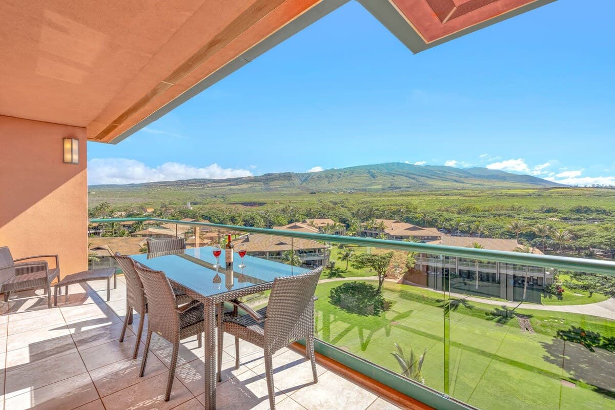 Condo in Lahaina · ★5.0 · 1 bedroom · 2 beds · 1 bath - Photo 2