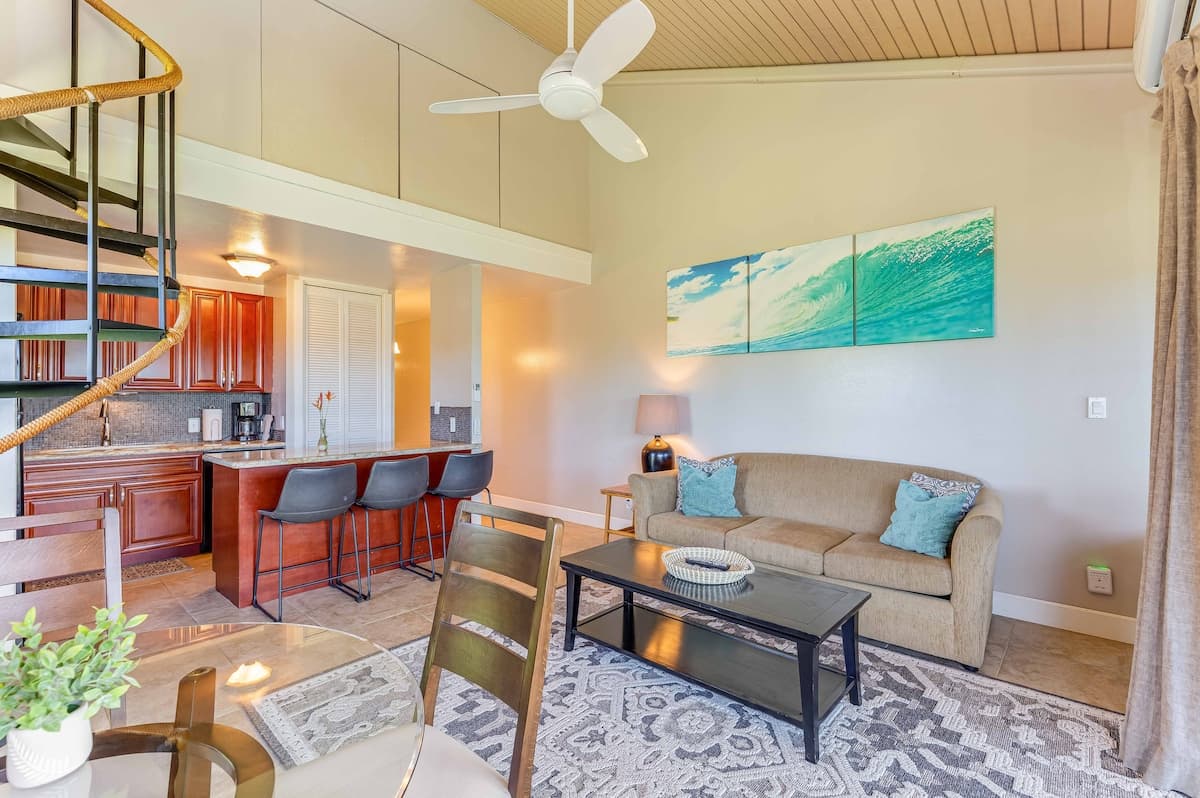 Condo in Kahuku · ★4.66 · 2 bedrooms · 4 beds · 2.5 shared baths - Photo 1