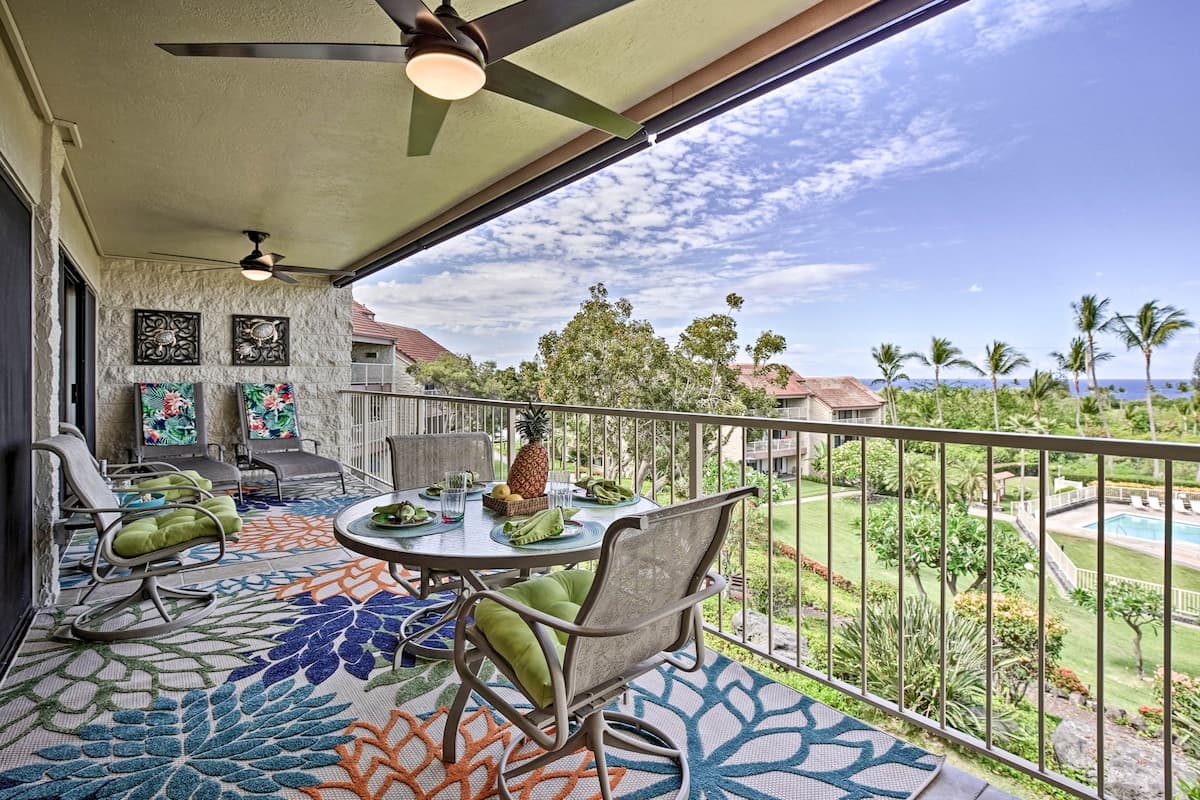 Condo in Kailua-Kona · ★4.97 · 2 bedrooms · 2 beds · 2 shared baths - Photo 1