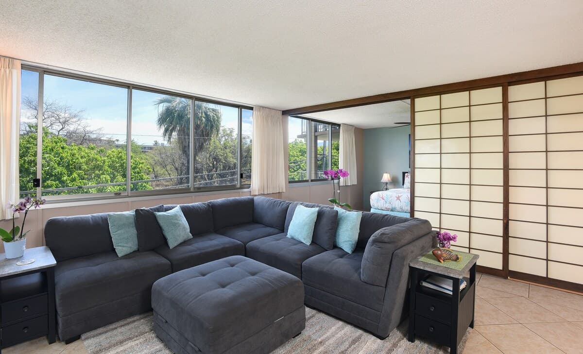 Condo in Kihei · ★4.88 · 2 bedrooms · 2 beds · 2 baths - Photo 4