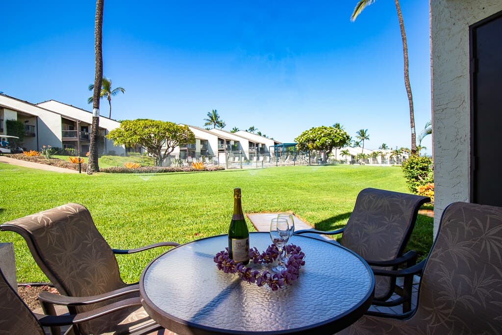 Apartment in Kihei · ★4.4 · 1 bedroom · 2 beds · 1 private bathroom - Photo 5