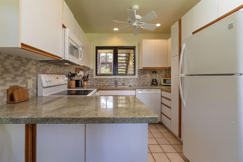 Condo in LIHUE, KAUAI · ★4.73 · 1 bedroom · 1 bed · 1.5 baths - Photo 4