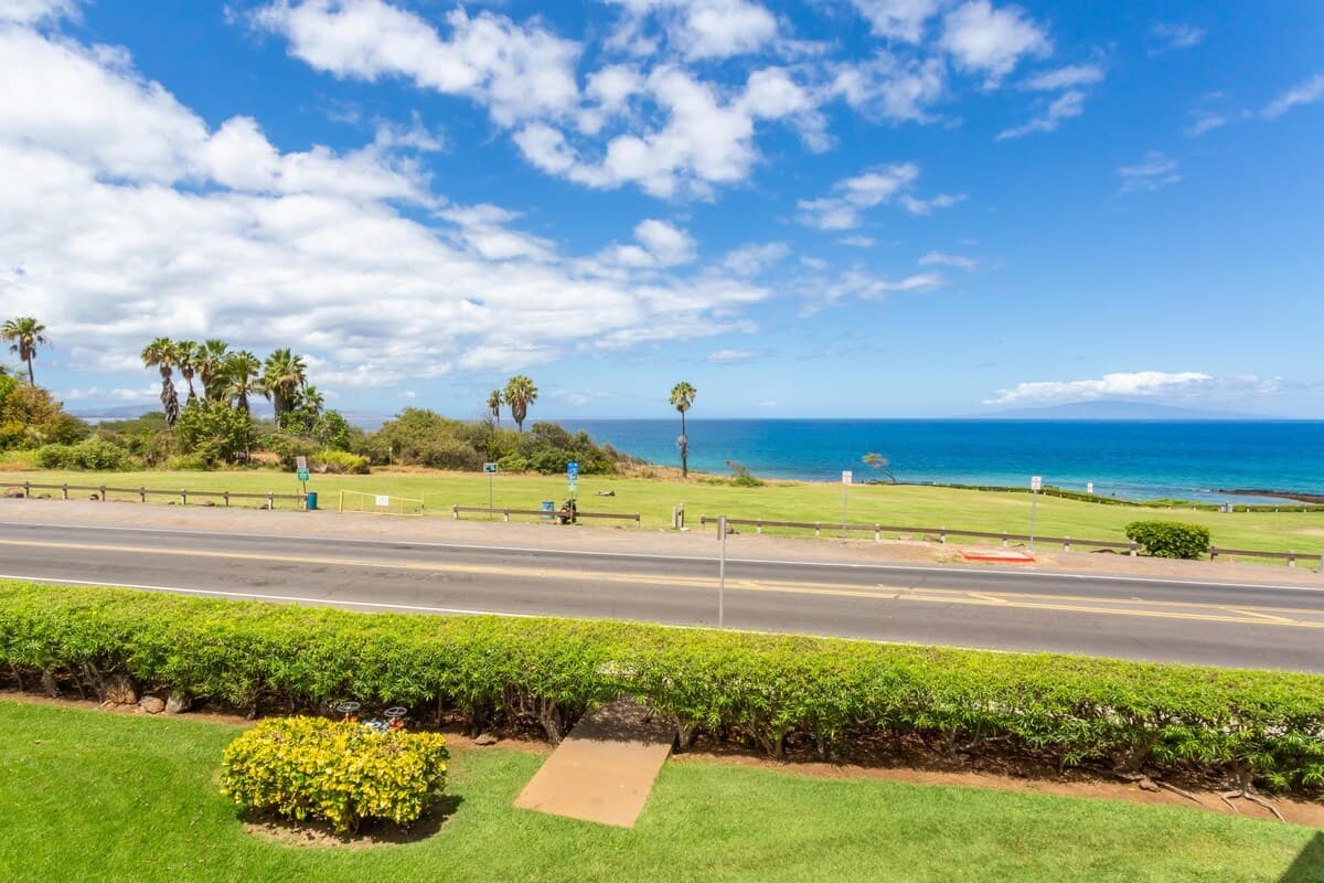 Condo in Kihei · ★4.33 · 2 bedrooms · 4 beds · No bathroom - Photo 4