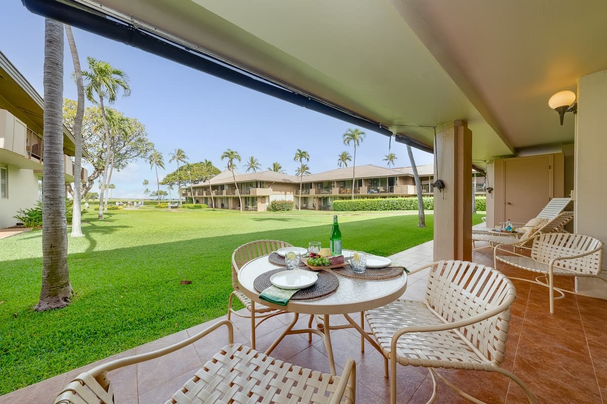 Condo in Lahaina · ★4.81 · 1 bedroom · 2 beds · 1 bath - Photo 1
