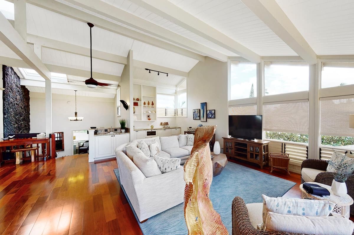 Home in Princeville · ★4.8 · 4 bedrooms · 4 beds · 3 baths - Photo 3