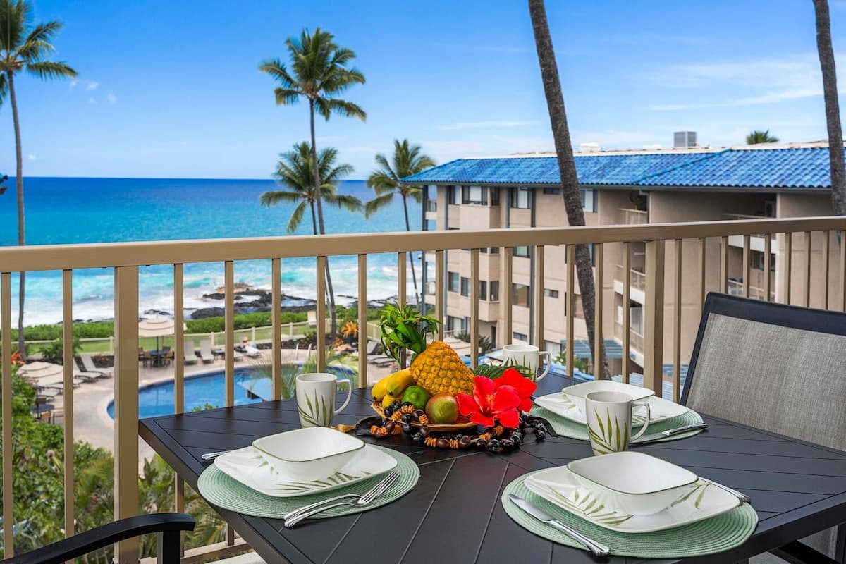 Condo in Kailua-Kona · ★4.8 · 1 bedroom · 2 beds · 1 bath - Photo 1