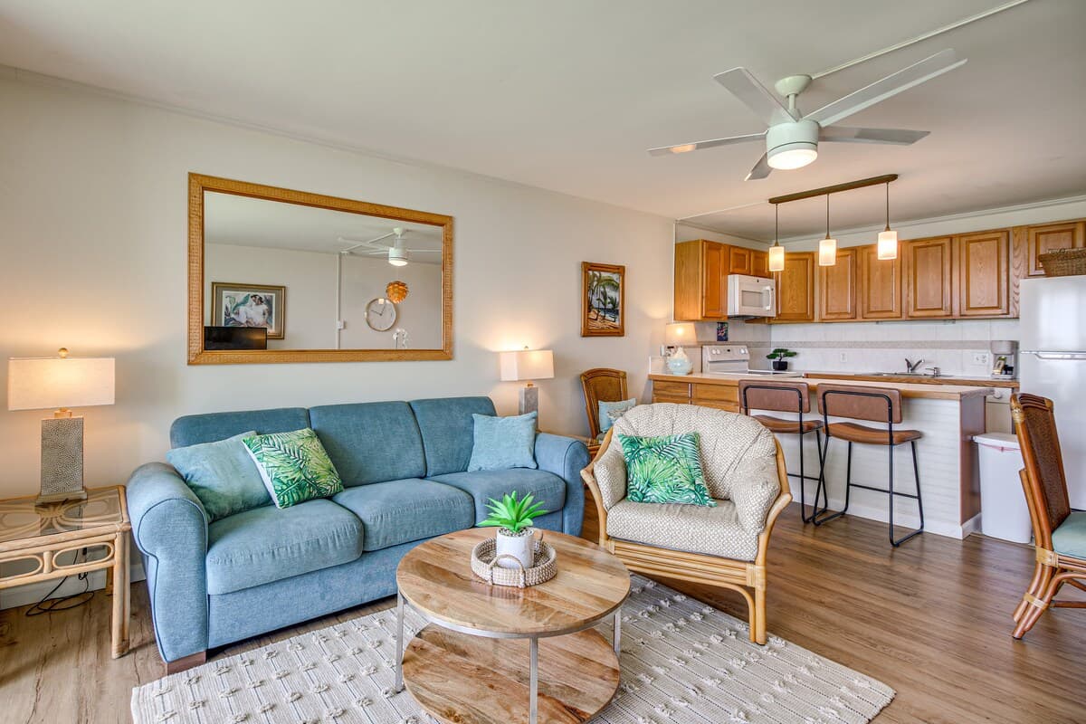Condo in Kihei · ★4.64 · 1 bedroom · 2 beds · 1 private bath - Photo 5