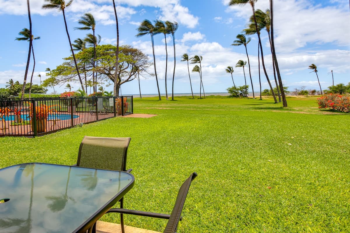 Condo in Kihei · ★4.64 · 1 bedroom · 2 beds · 1 private bath - Photo 1