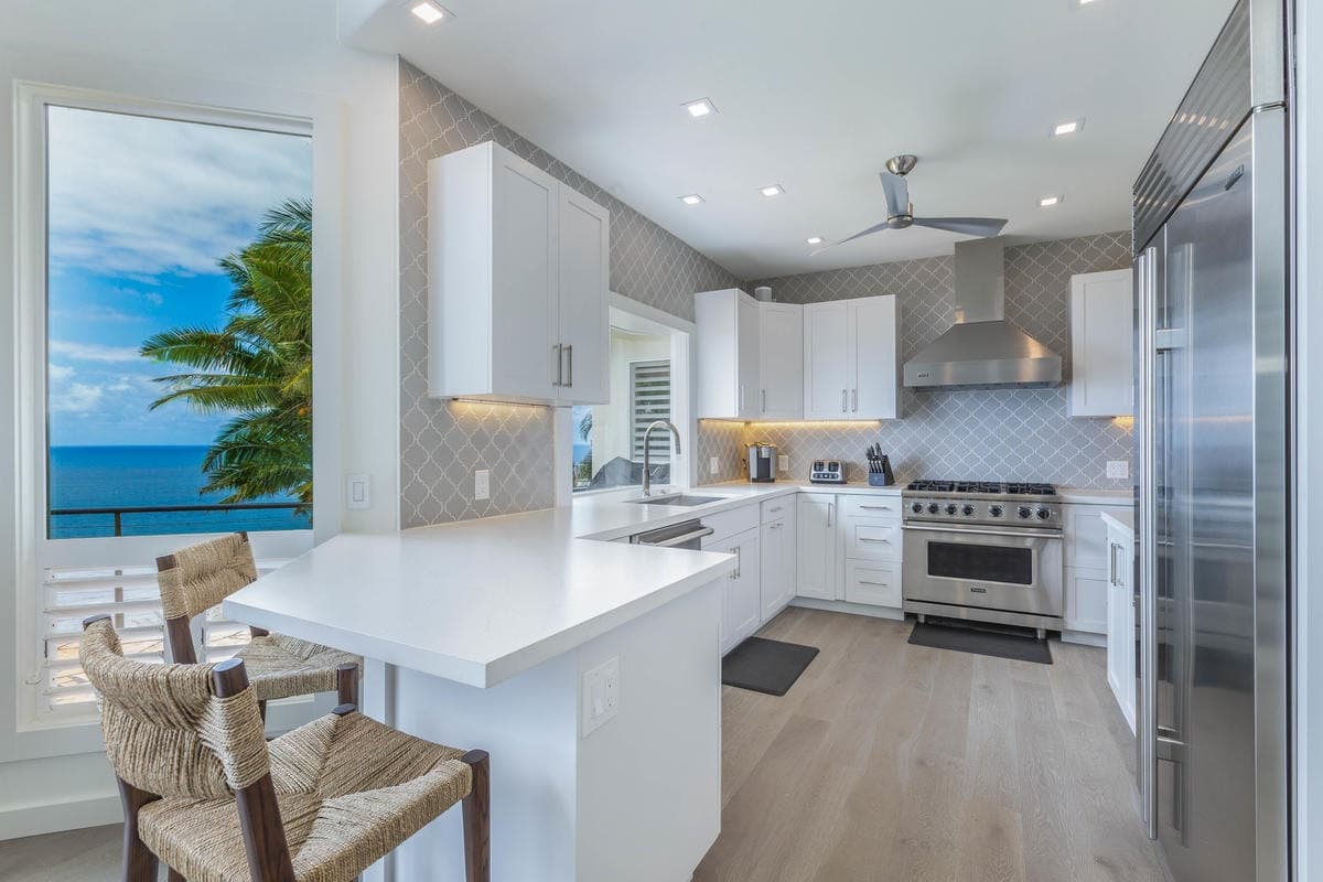 Home in Princeville · ★4.92 · 4 bedrooms · 4 beds · 4.5 baths - Photo 5