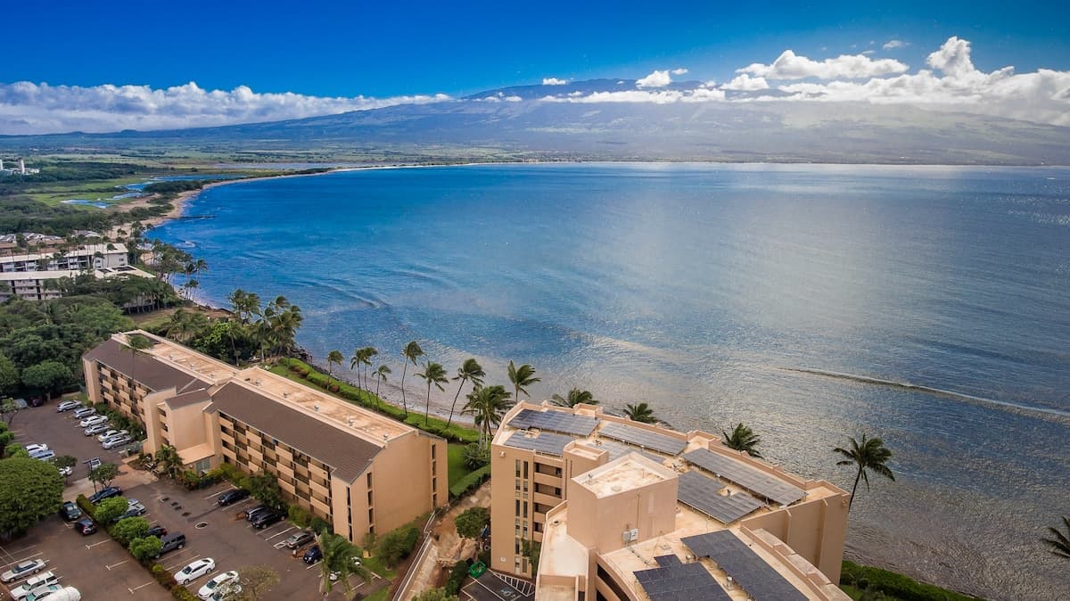 Condo in Wailuku · ★4.66 · 2 bedrooms · 3 beds · 2 shared baths - Photo 1