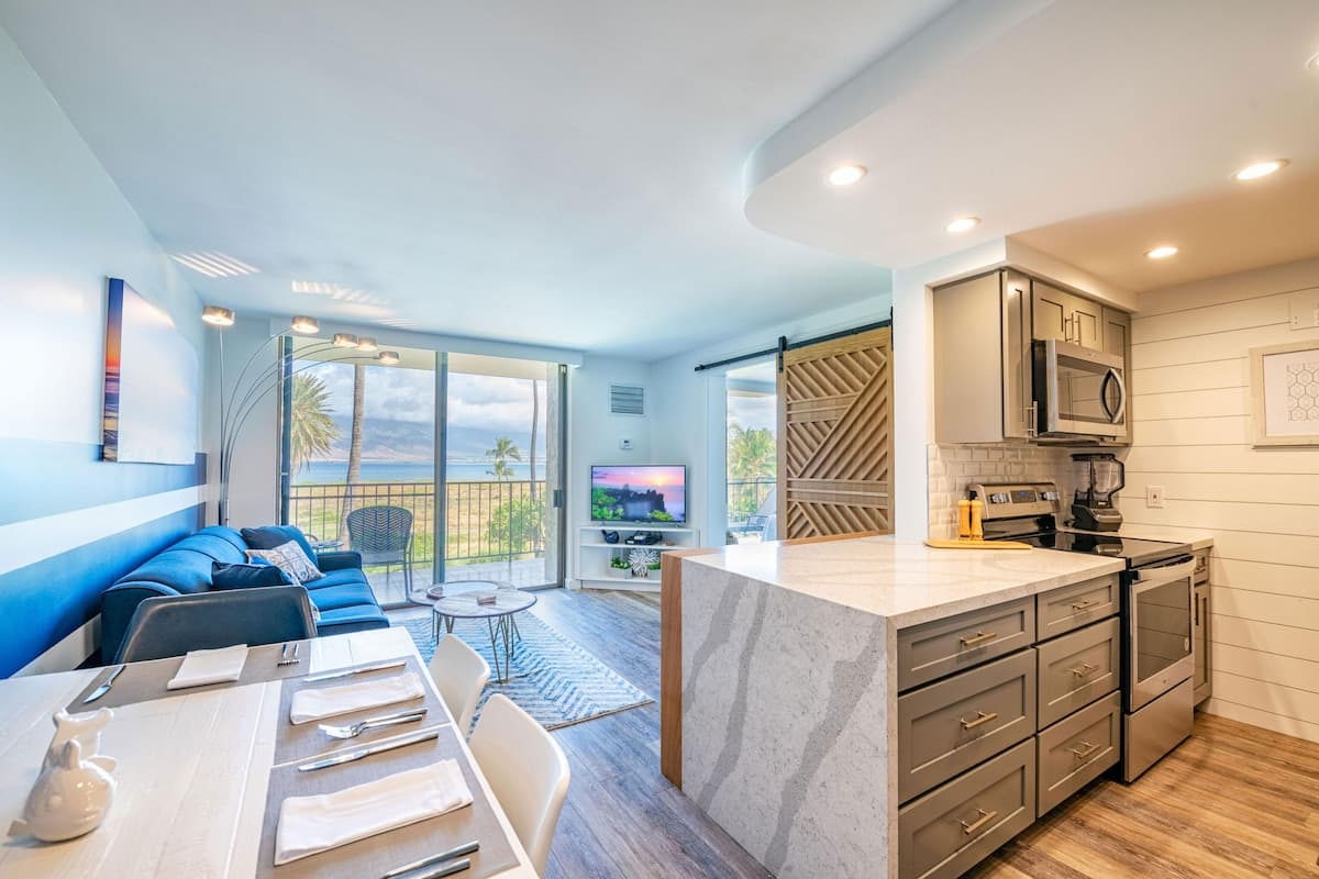 Condo in Kihei · ★4.88 · 2 bedrooms · 2 beds · 2 baths - Photo 1