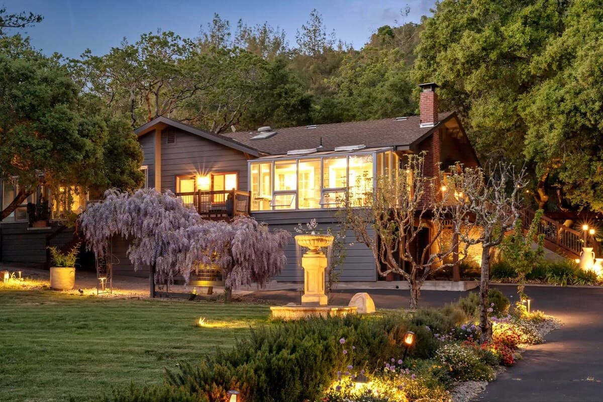 Gated Wine Country Estate, Two Private Homes - Photo 3
