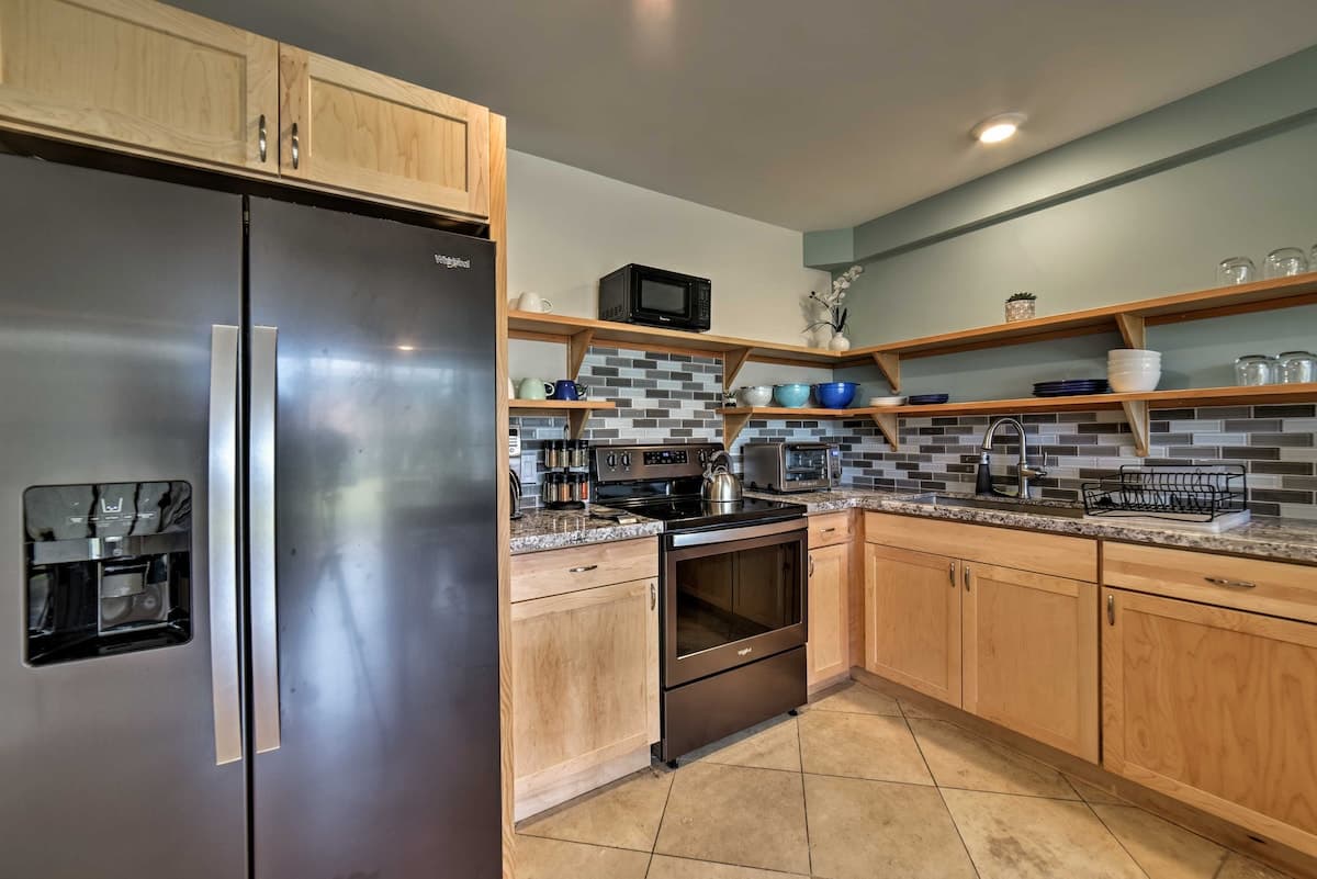 Condo in Paia · ★4.58 · 1 bedroom · 2 beds · 1 private bath - Photo 4