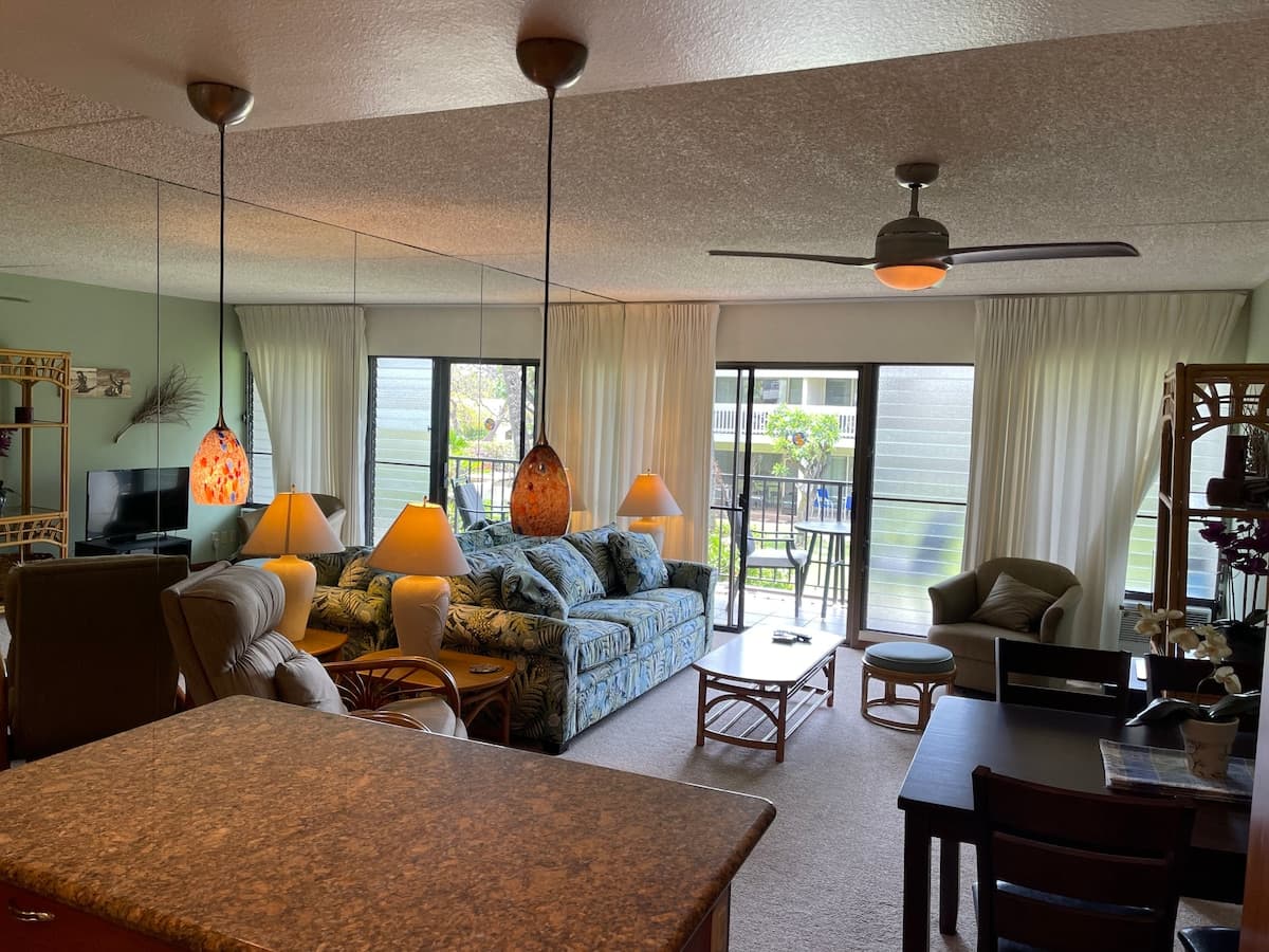 Condo in Kihei · ★4.67 · 1 bedroom · 2 beds · 1 bath - Photo 5