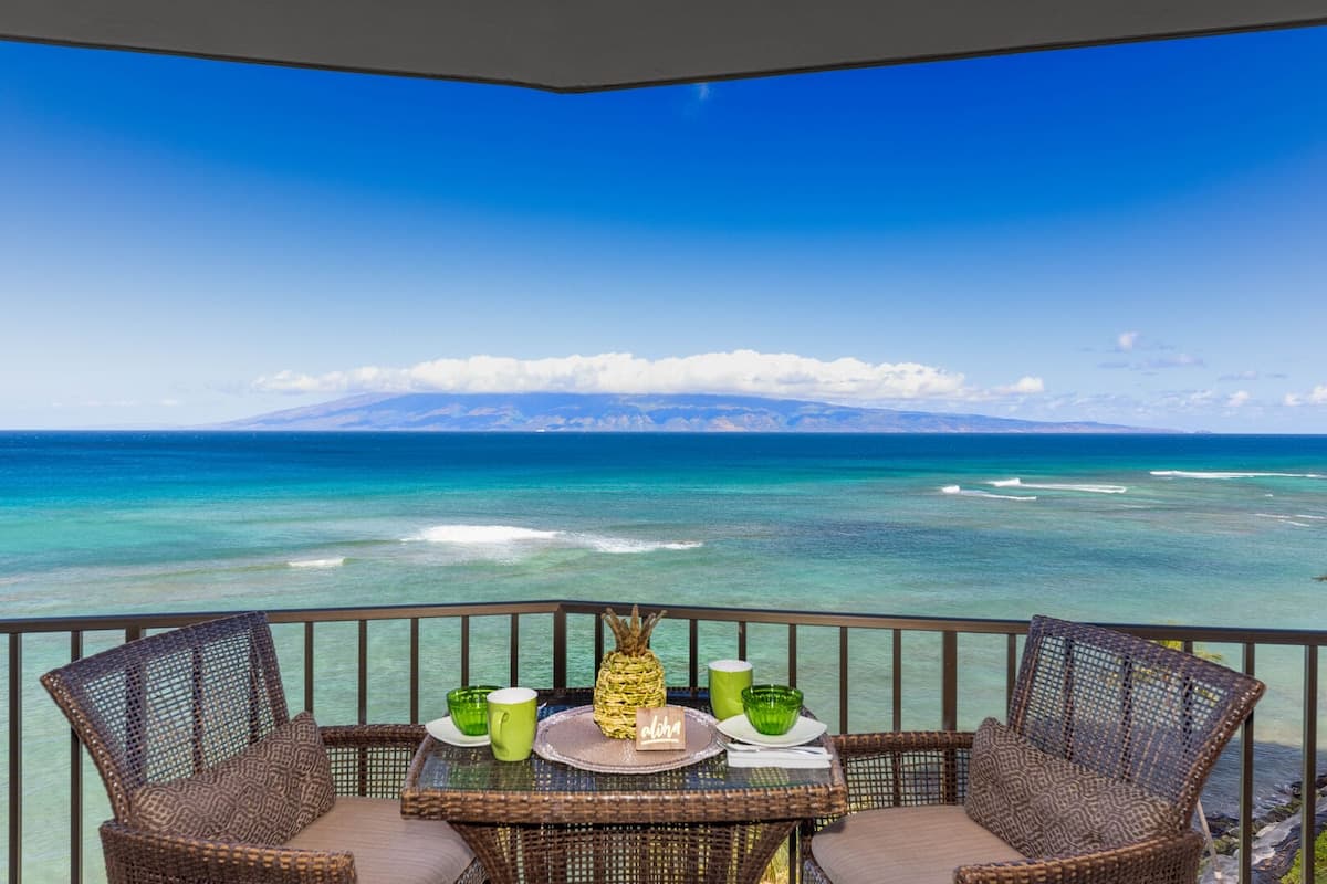 Condo in Lahaina · ★4.77 · 1 bedroom · 2 beds · 1 private bath - Photo 1