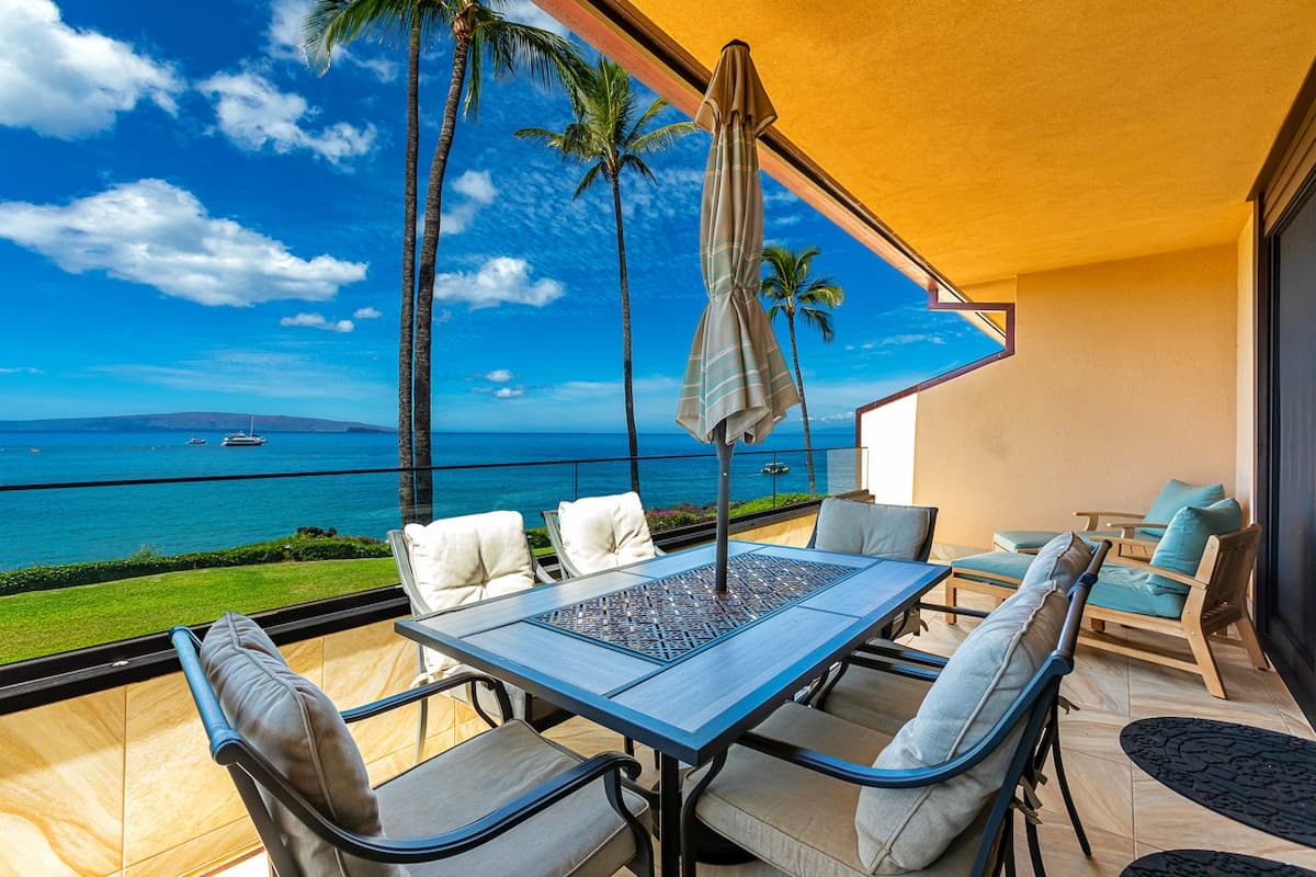 Condo in Kihei · ★5.0 · 2 bedrooms · 3 beds · 2 baths - Photo 1