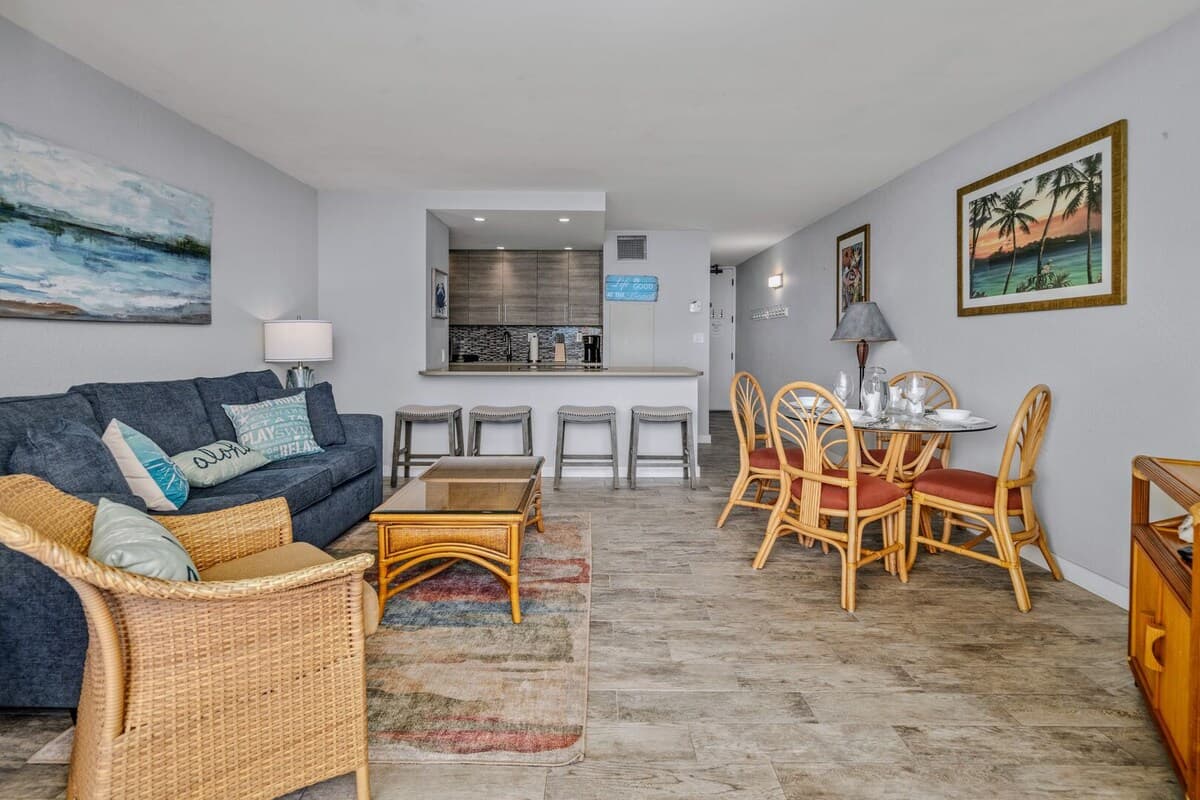 Condo in Kihei · ★4.79 · 1 bedroom · 2 beds · 1 bath - Photo 4