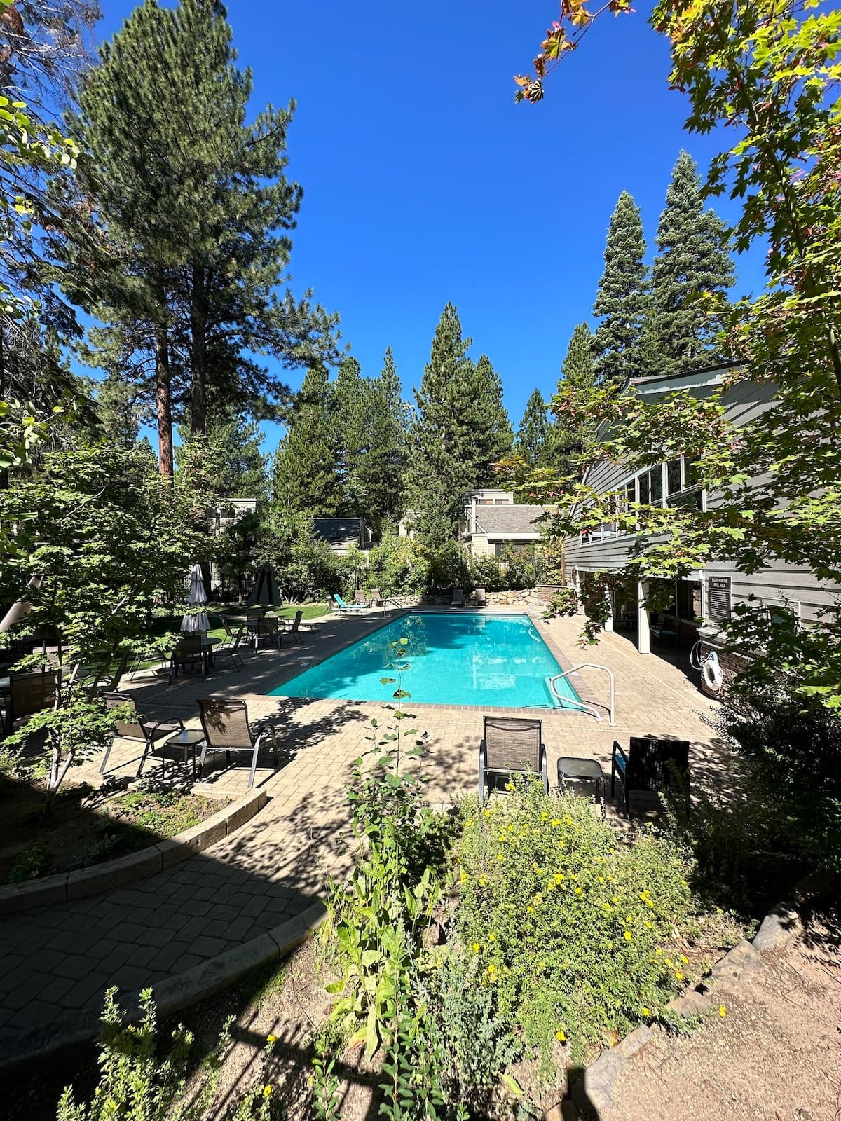 Condo in Incline Village · ★4.85 · 3 bedrooms · 3 beds · 2 private baths - Photo 5