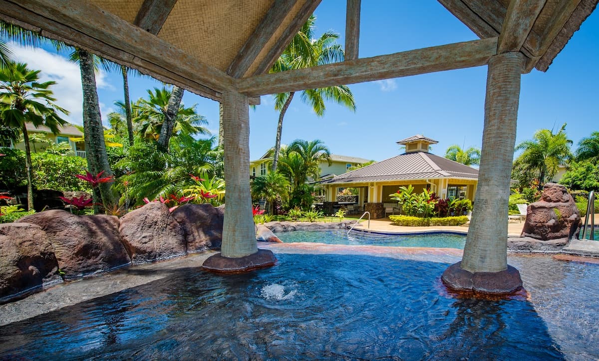Condo in Princeville · ★5.0 · 2 bedrooms · 3 beds · 3 baths - Photo 2