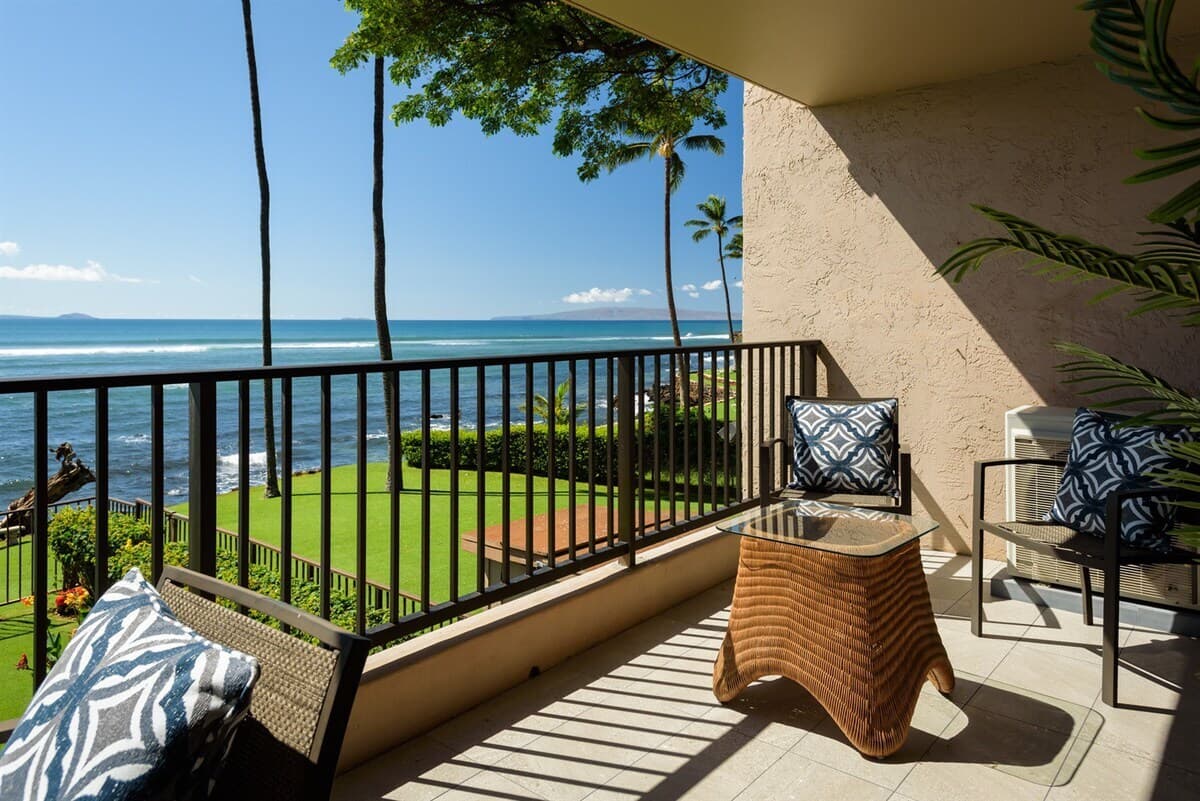 Condo in Wailuku · ★4.92 · 3 bedrooms · 5 beds · 2 private baths - Photo 5