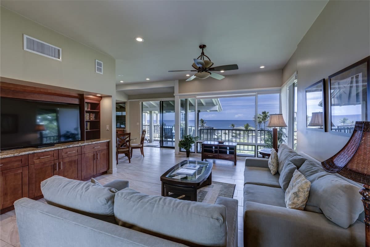 Condo in Kapalua · ★4.69 · 1 bedroom · 2 beds · 1 bath - Photo 1