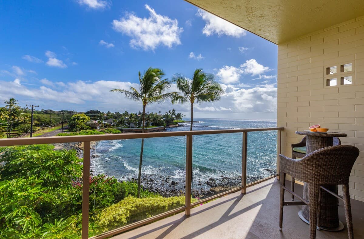 Condo in Koloa · ★4.62 · 1 bedroom · 2 beds · 1 private bath - Photo 2