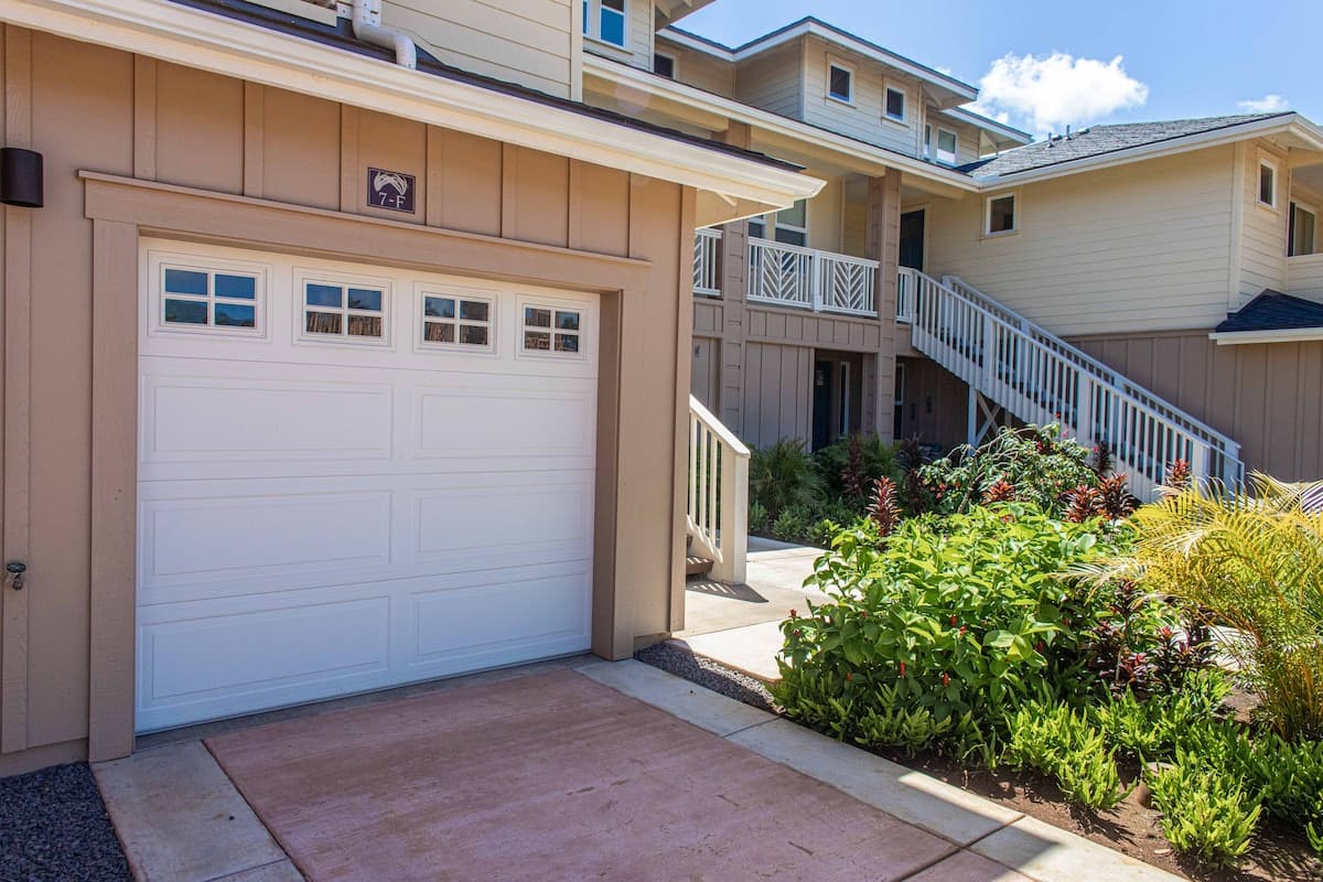 Condo in Poipu · ★4.84 · 2 bedrooms · 2 beds · 2.5 private baths - Photo 5