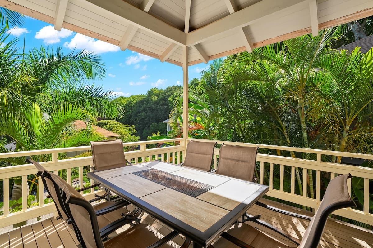 Cabin in Koloa · ★4.41 · 2 bedrooms · 2 beds · 2 private baths - Photo 1