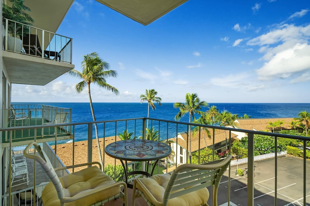 Condo in Koloa · ★4.86 · 1 bedroom · 1 bed · 1 private bath - Photo 1