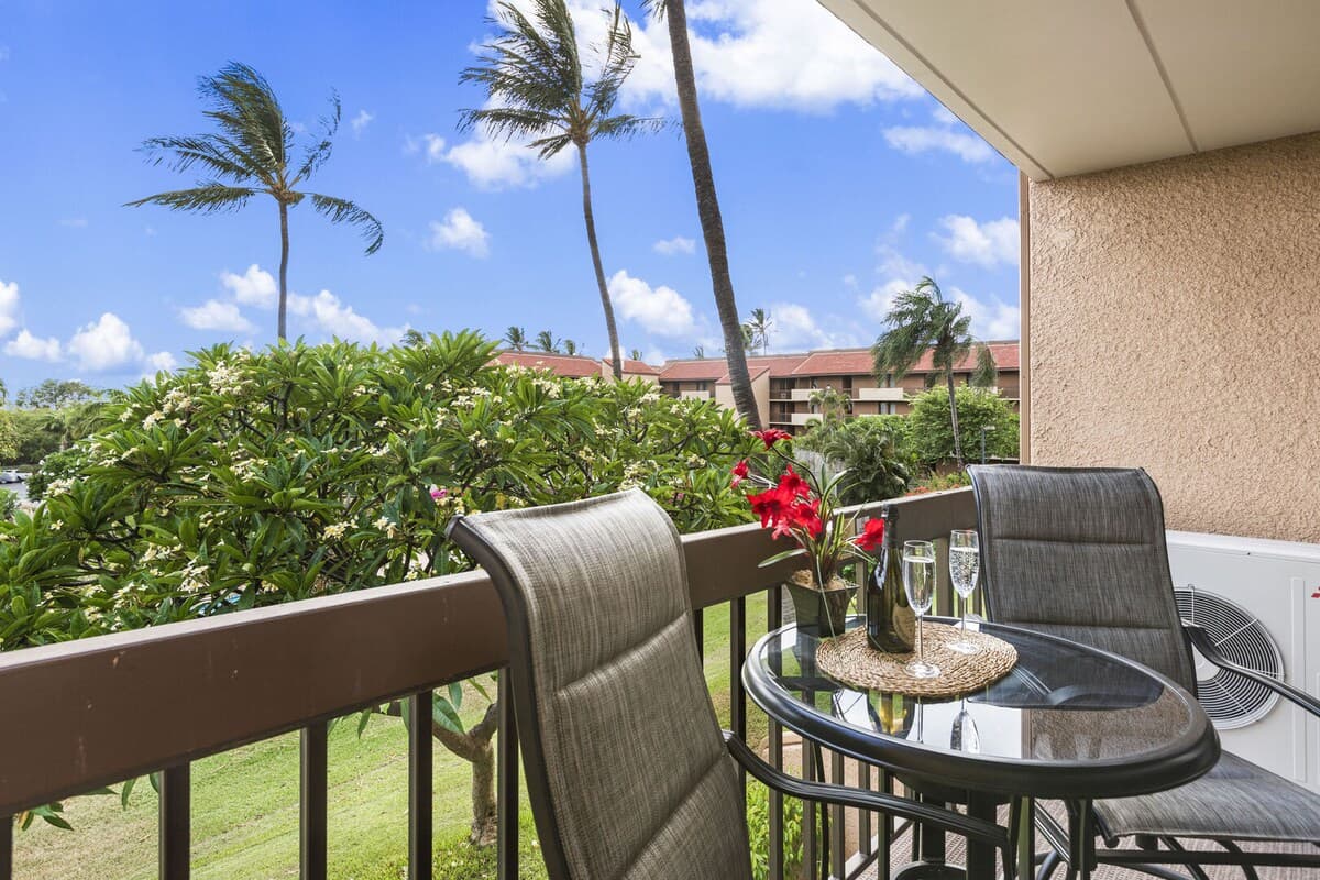 Condo in Kihei · ★4.5 · 1 bedroom · 3 beds · 1 bath - Photo 5