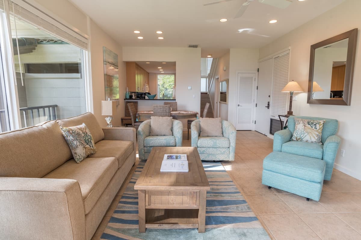 Condo in Kapalua · ★5.0 · 1 bedroom · 2 beds · 1.5 baths - Photo 5