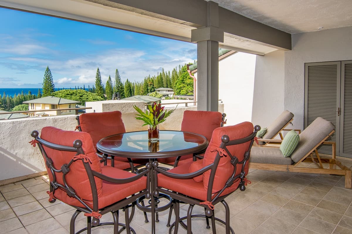 Condo in Kapalua · ★5.0 · 1 bedroom · 2 beds · 2 baths - Photo 2