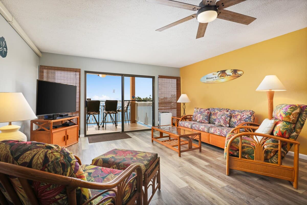 Condo in Kailua-Kona · ★5.0 · 2 bedrooms · 3 beds · No bathroom - Photo 4