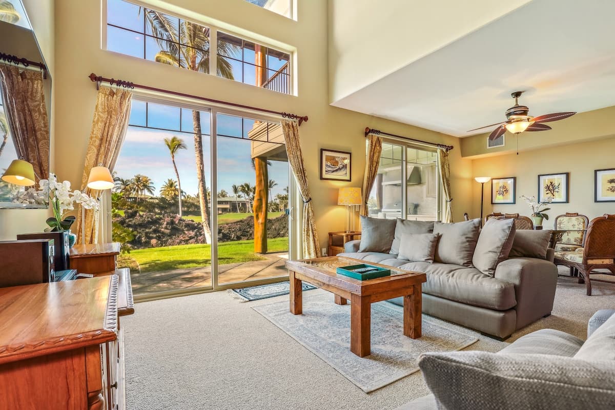 Townhouse in Kohala · ★4.8 · 3 bedrooms · 4 beds · No bathroom - Photo 1