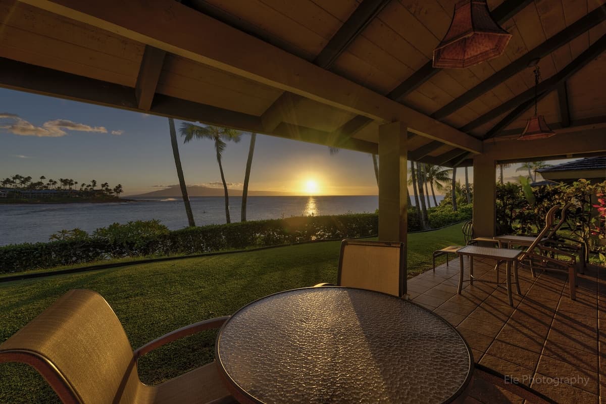 Condo in Napili-Honokowai · ★5.0 · 2 bedrooms · 4 beds · 2 baths - Photo 2