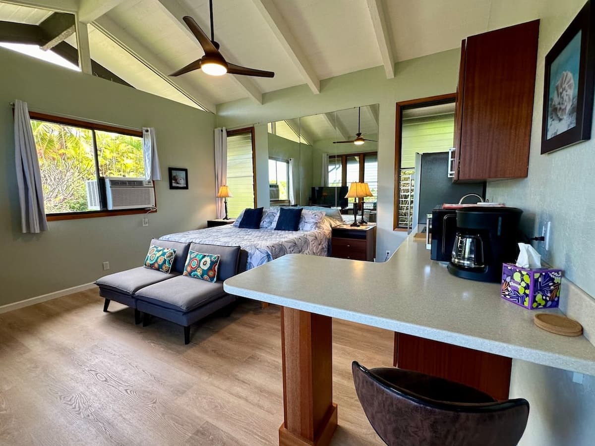 Walua Trail Oceanview Hideaway:A/C/W/D/Parking - Photo 2