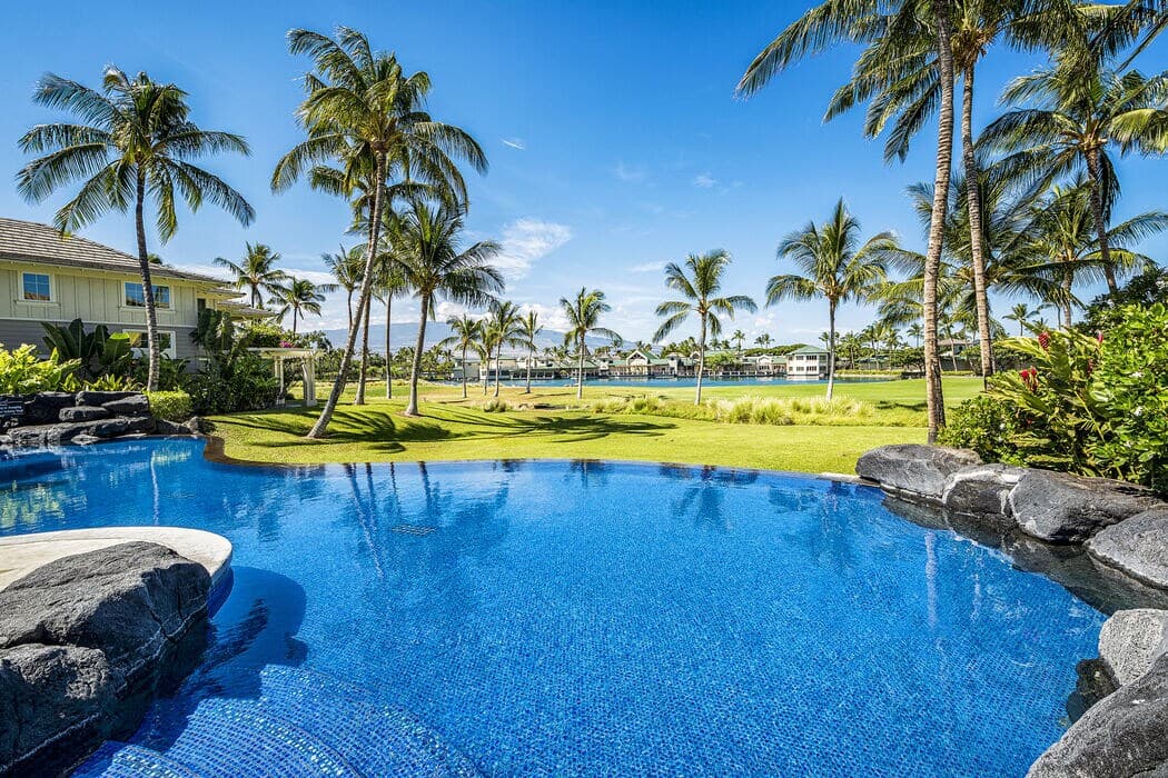 Condo in Waikoloa Village · ★5.0 · 2 bedrooms · 4 beds · 2 baths - Photo 5